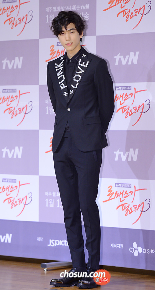 'θǽ ʿ'  ְ /  : Ϻ Ϻ ̴  leedaedeok@jp.chosun.com