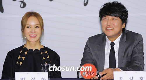 ȭ ۰ȣ /  : Ϻ Ϻ ̴  leedaedeok@jp.chosun.com 