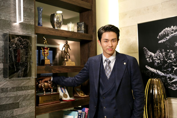 ȣ���ǻ�� �ӽ��� �ֿ�� / ����: CJ E&M ����