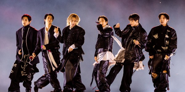 BTS "��ȭ�� ���� ���� ä���ּż� ���硦����"