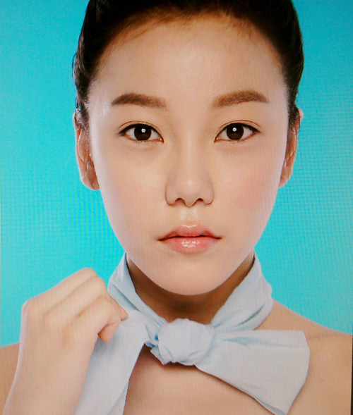 신예 이유주, 김태희-송혜교 잇는 소주 모델 발탁 화제!