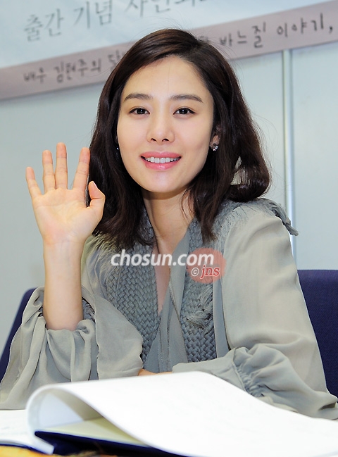  : Ϻ Ϻ ̴  leedaedeok@jp.chosun.com