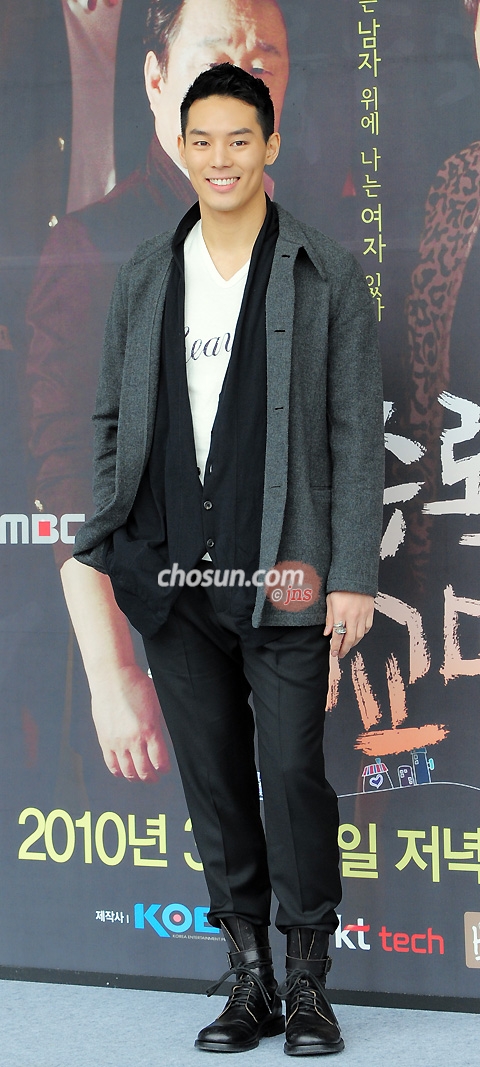 [����] �̼�ȣ, '�Ƴ� �ǻ�, ��︮����'