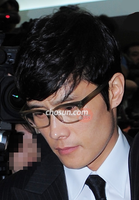  : Ϻ Ϻ ̴  leedaedeok@jp.chosun.com