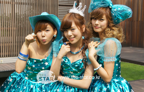 사진 : (좌부터) 레이나, 리지, 나나 순 