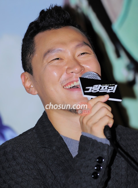  : Ϻ Ϻ ̴  leedaedeok@jp.chosun.com