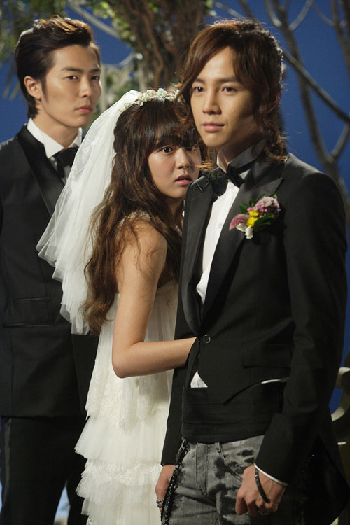 '޸ ܹ ' ٿ, 'Ŷ  ?' ̻  