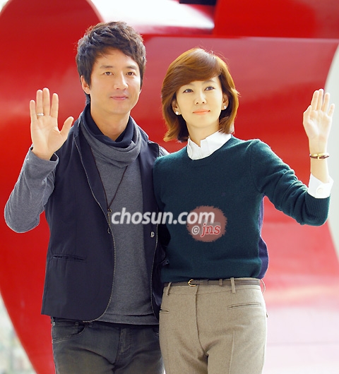 [] ' ' 賲, 'ȹ ึ̿~'