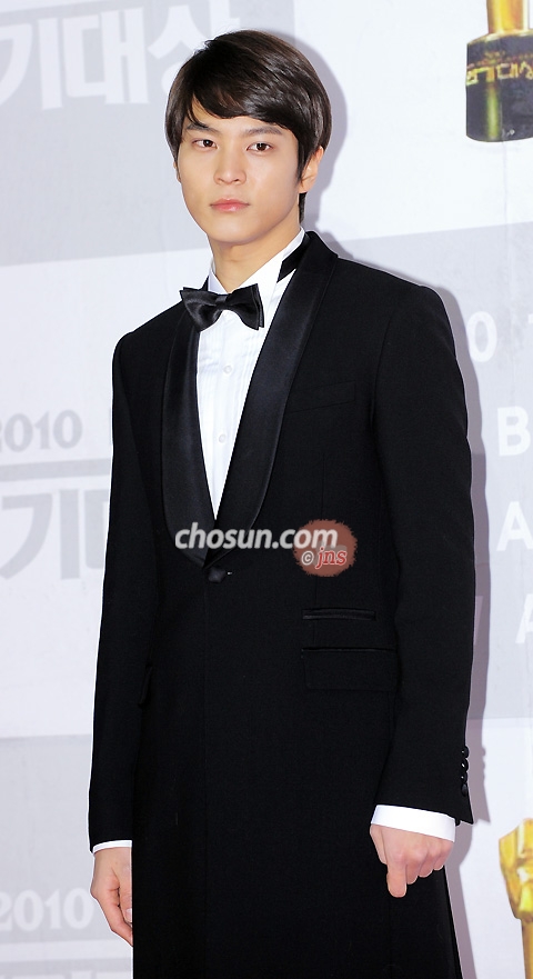 '제빵왕 김탁구' 주원, '아직 시상식은 어색해'