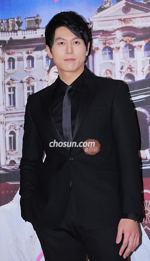  : Ϻ Ϻ ̴  leedaedeok@jp.chosun.com
