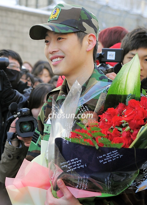  : Ϻ Ϻ ̴  leedaedeok@jp.chosun.com