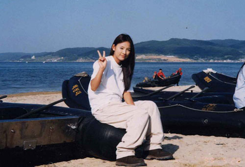 사진 : 1999년 핑클 활동 당시 해병대 방문한 '이효리'