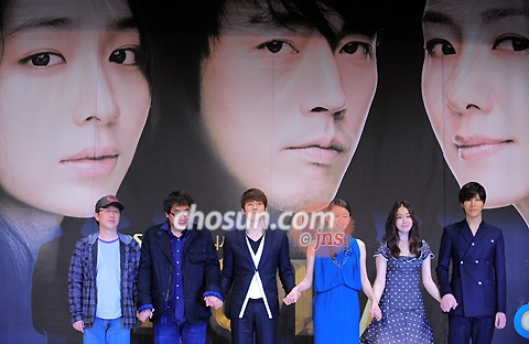 [] '̴' , ' 2  ȭ  !'