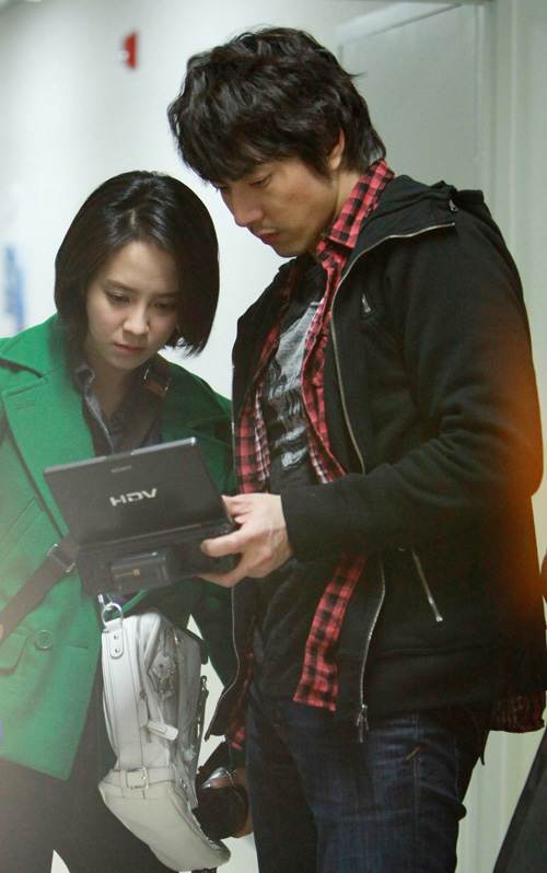  : <¹> 'Ŀ' ϱ, ȿ / Ľ帲Ÿ۴ 