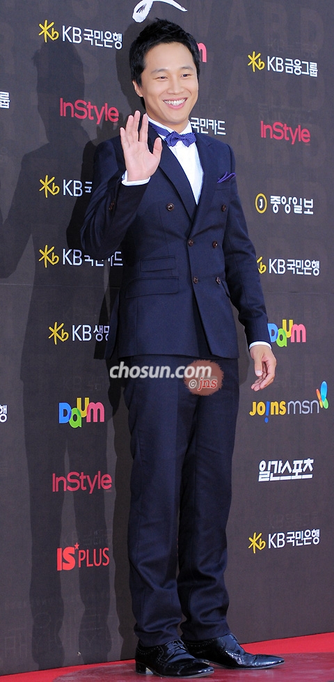  : Ϻ Ϻ ̴  leedaedeok@jp.chosun.com