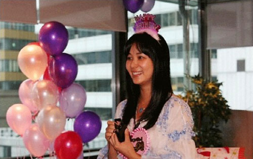 고소영 생일파티 직찍, '30대 중반 맞아?' 20대 뺨치는 동안미모 '여전'