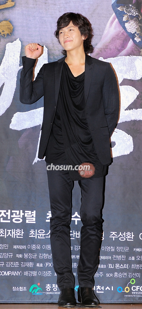  : Ϻ Ϻ ̴  leedaedeok@jp.chosun.com