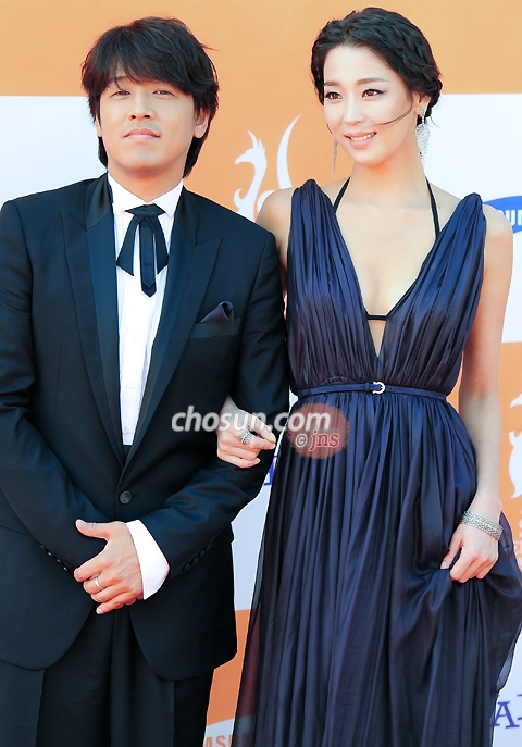 [����] MC ���ÿ�, '�Ѱ��� ������Ʈ�� �� ���!'