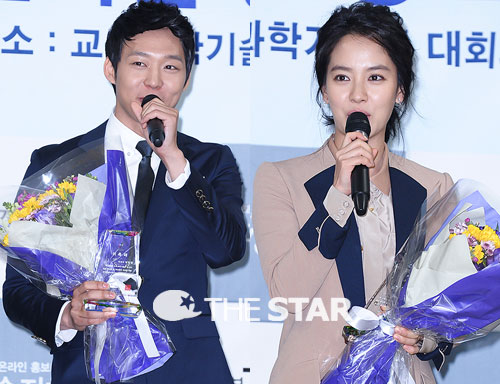  : Ÿ ּ  star@chosun.com