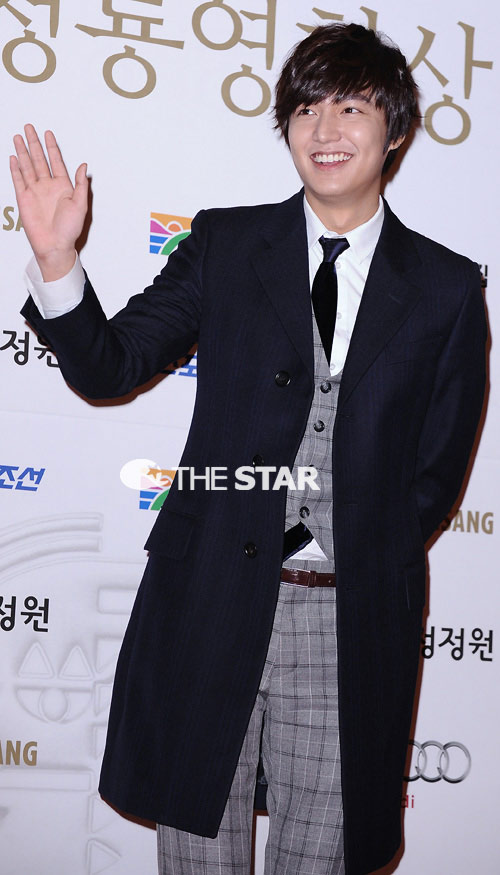  : Ÿ   star@chosun.com 