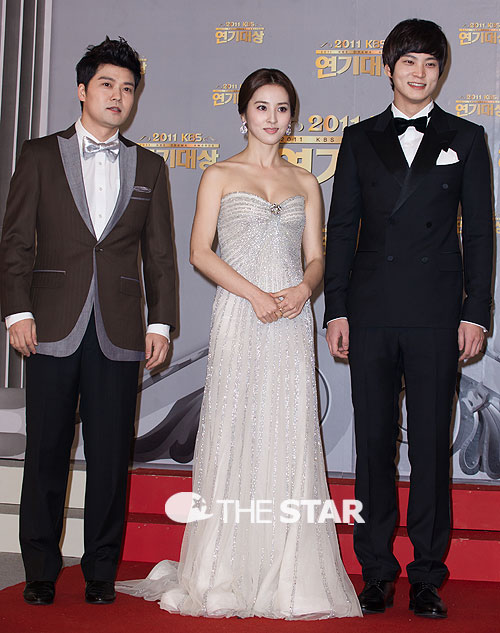  : Ÿ ּ , star@chosun.com