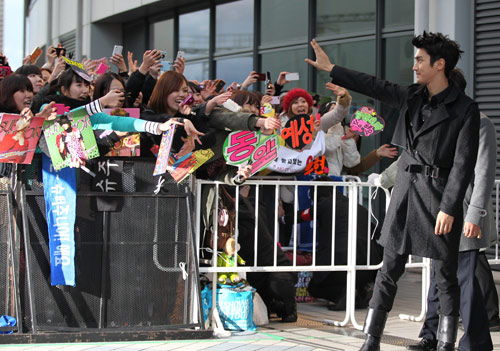 [] ִϾ, '츰 ִϾ!'