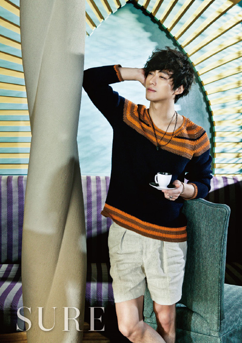 ù, ȭ   źź ڶ ' Ϻ'