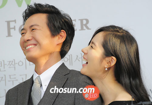 연정훈 한가인 하객 / 조선일보일본어판 이대덕 기자 press@jp.chosun.com 