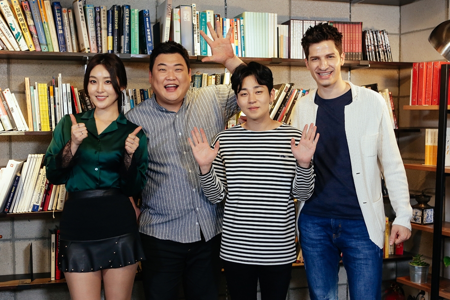'어서와 시즌2' 4MC, 30일 스튜디오 녹화…5월 10일 첫 방송