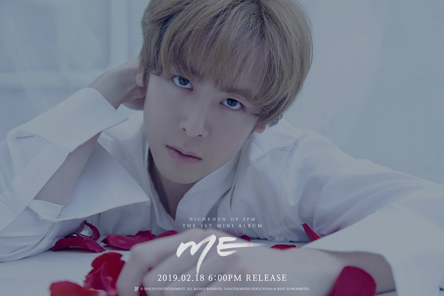 2PM 닉쿤, 첫 솔로앨범 'ME' 티저 공개…'치명적 남신' 비주얼