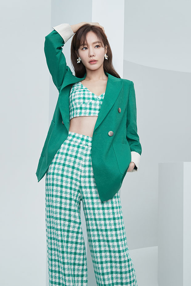 김아중, 보기만 해도 시원해지는 서머룩…'워너비 스타일 아이콘'
