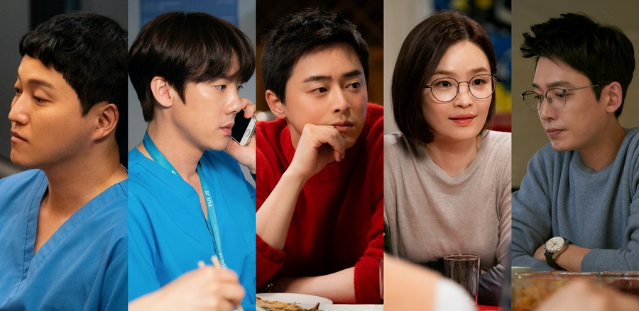 '슬기로운 의사생활' 5인방 / 사진: tvN 제공