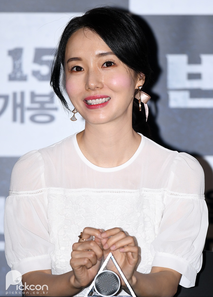 영화 '반도' 언론시사회에 참석한 배우 이정현 / 사진 : 픽콘 이대덕 기자