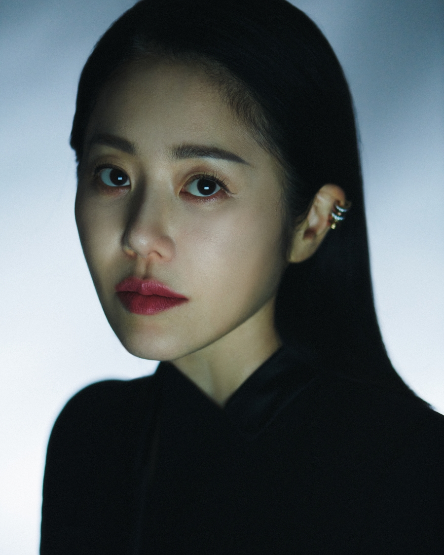 '마스크걸'에서 세번째 김모미의 모습을 선보인 배우 고현정 / 사진 : 넷플릭스 제공
