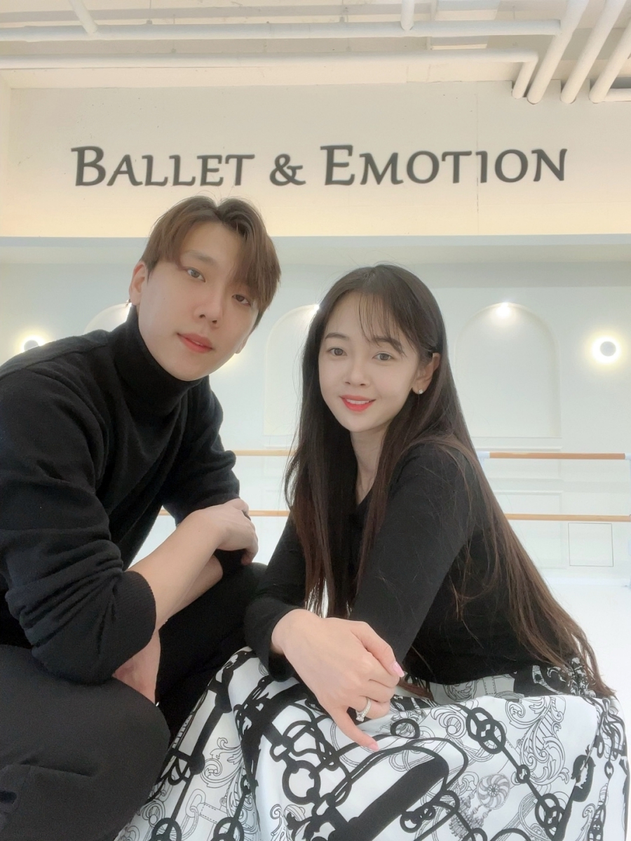 김보미♥윤전일 부부, 육아하며 새로운 도전…발레 스튜디오 오픈