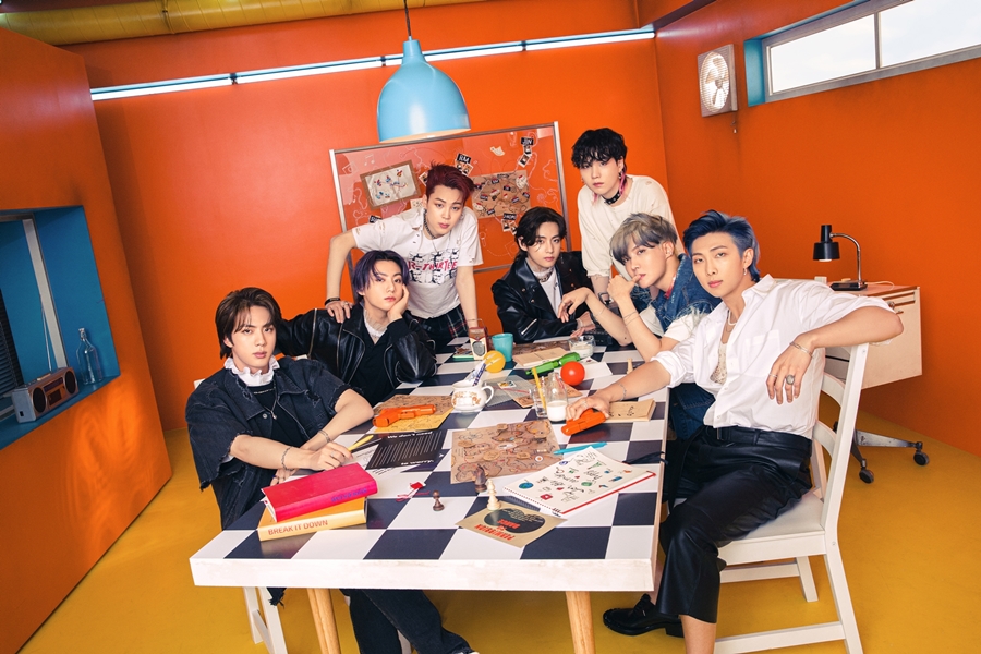 방탄소년단 '버터', 해외 가수 최초로 日 오리콘 연호 랭킹 '합산 싱글 랭킹' 1위