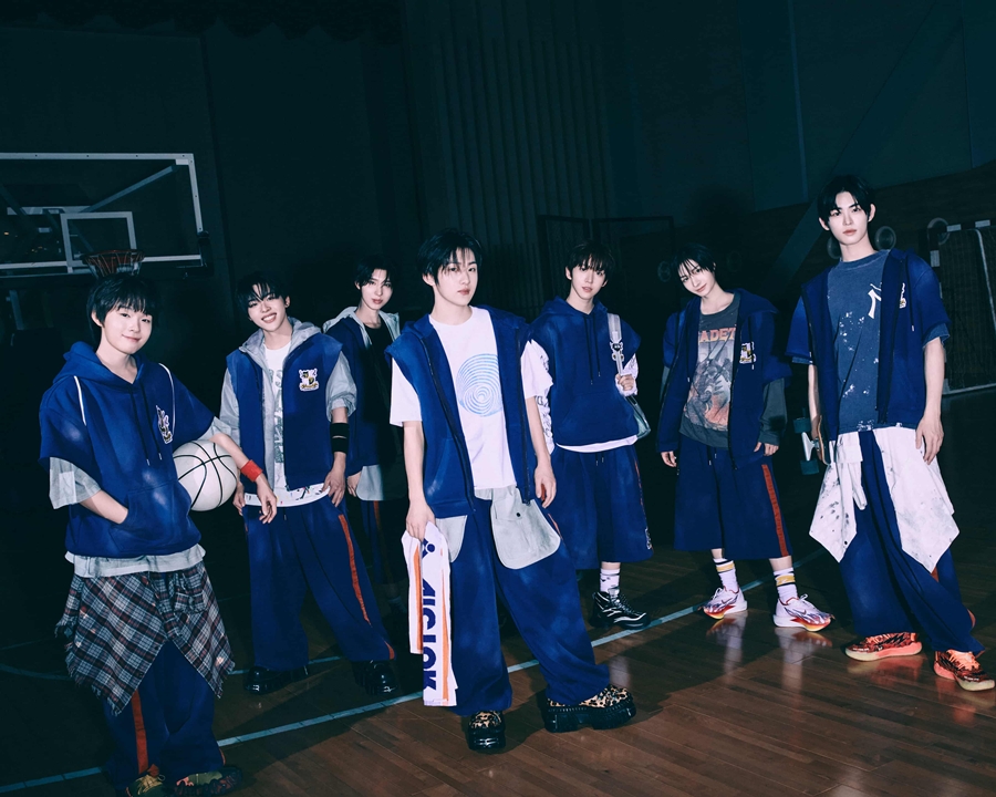  'Ĺ D-3' űø,  ٹ'Kick Out, Flip Now!' ǵ   