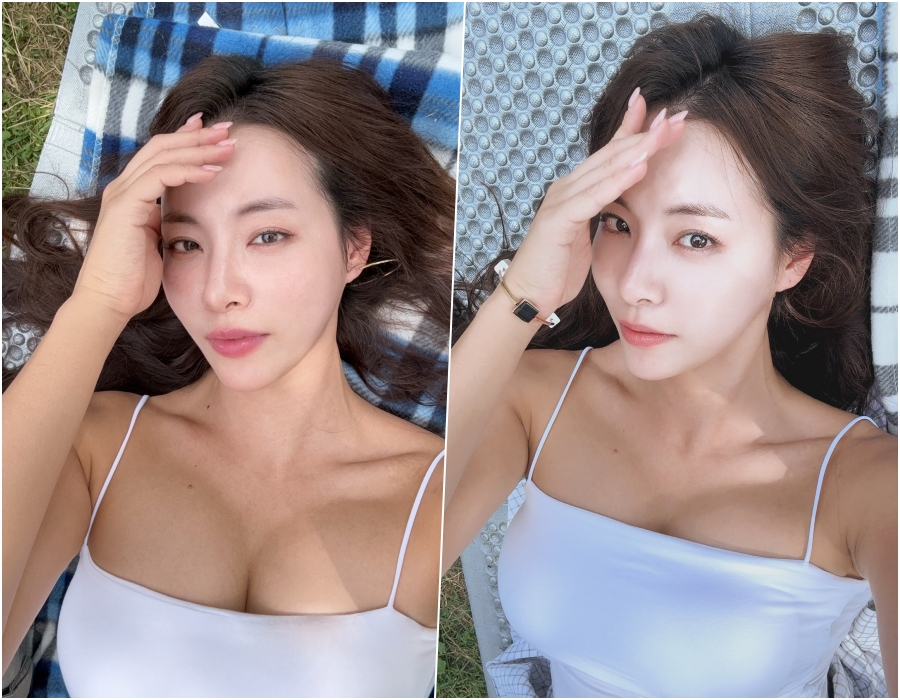 정서하, 누운 자세에서도 이런 볼륨감이라니…청량 분위기 속 아찔한 매력