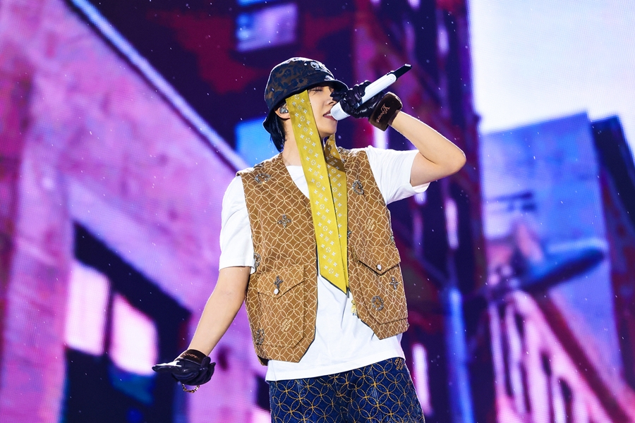 BTS ü 𿴴١ȩ,  5 4õ  ϸ ַ  ǳ 