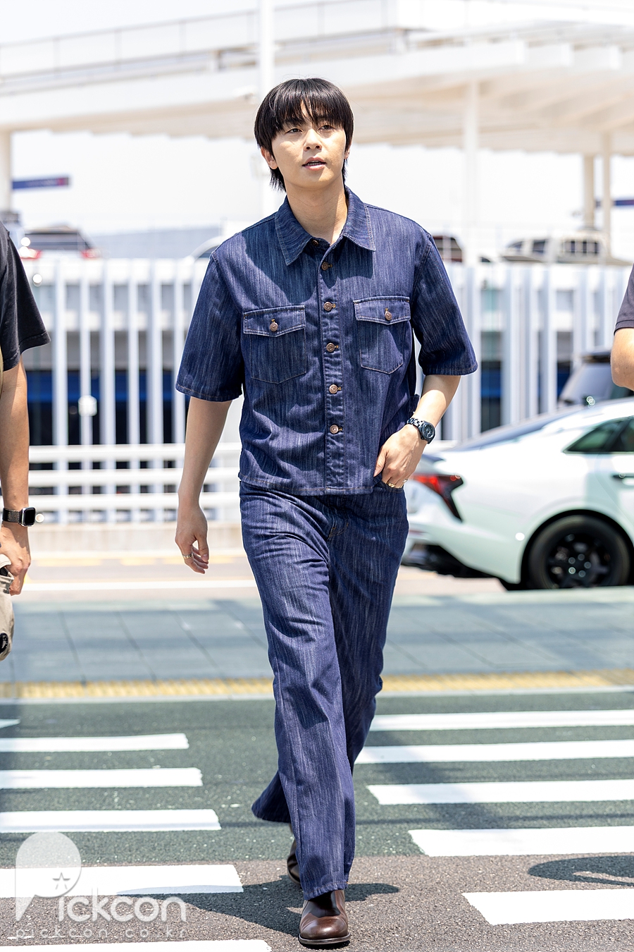 박서준, '횡단보도만 건너도 런웨이 느낌' [포토]