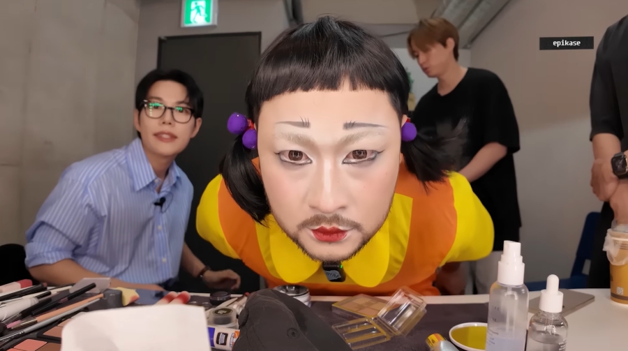 험한 것이 나왔다…미쓰라, 충격적 '오징어게임' 영희 변신 