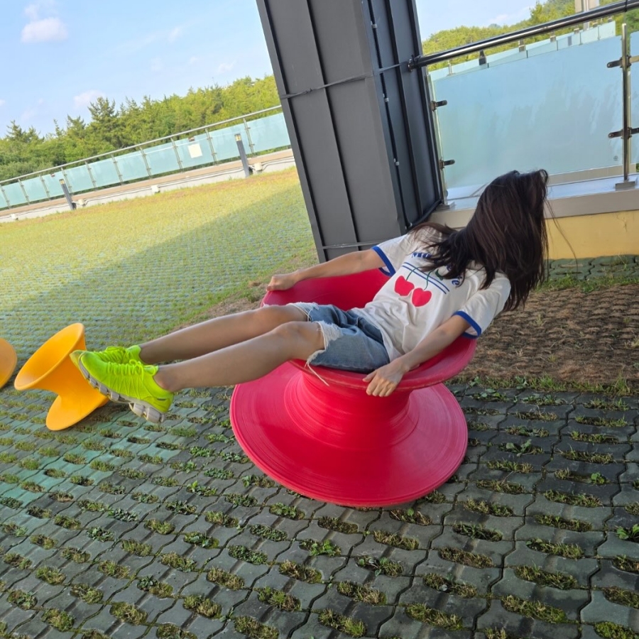 김규리, '신명'난 모습 속 순간 극강의 공포 