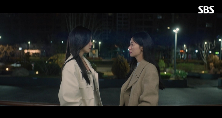 이설, 전여빈에게 