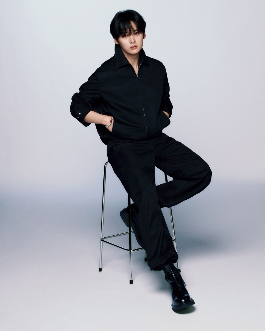 ƮŰ ,  ۷ι ڹ輭 "  "