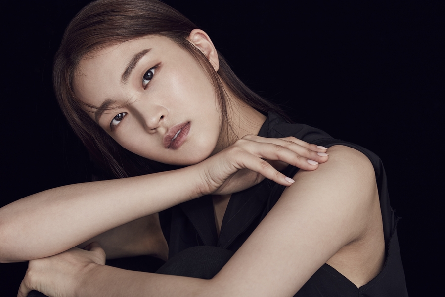 지이수, 지수연으로 활동명 변경…사람엔터와 계약 체결 후 새 도약 예고