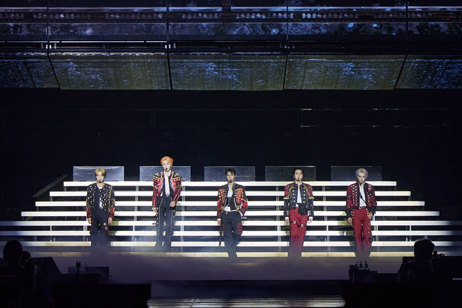 WayV, 출구 없는 매력 폭발한 단독 콘서트 