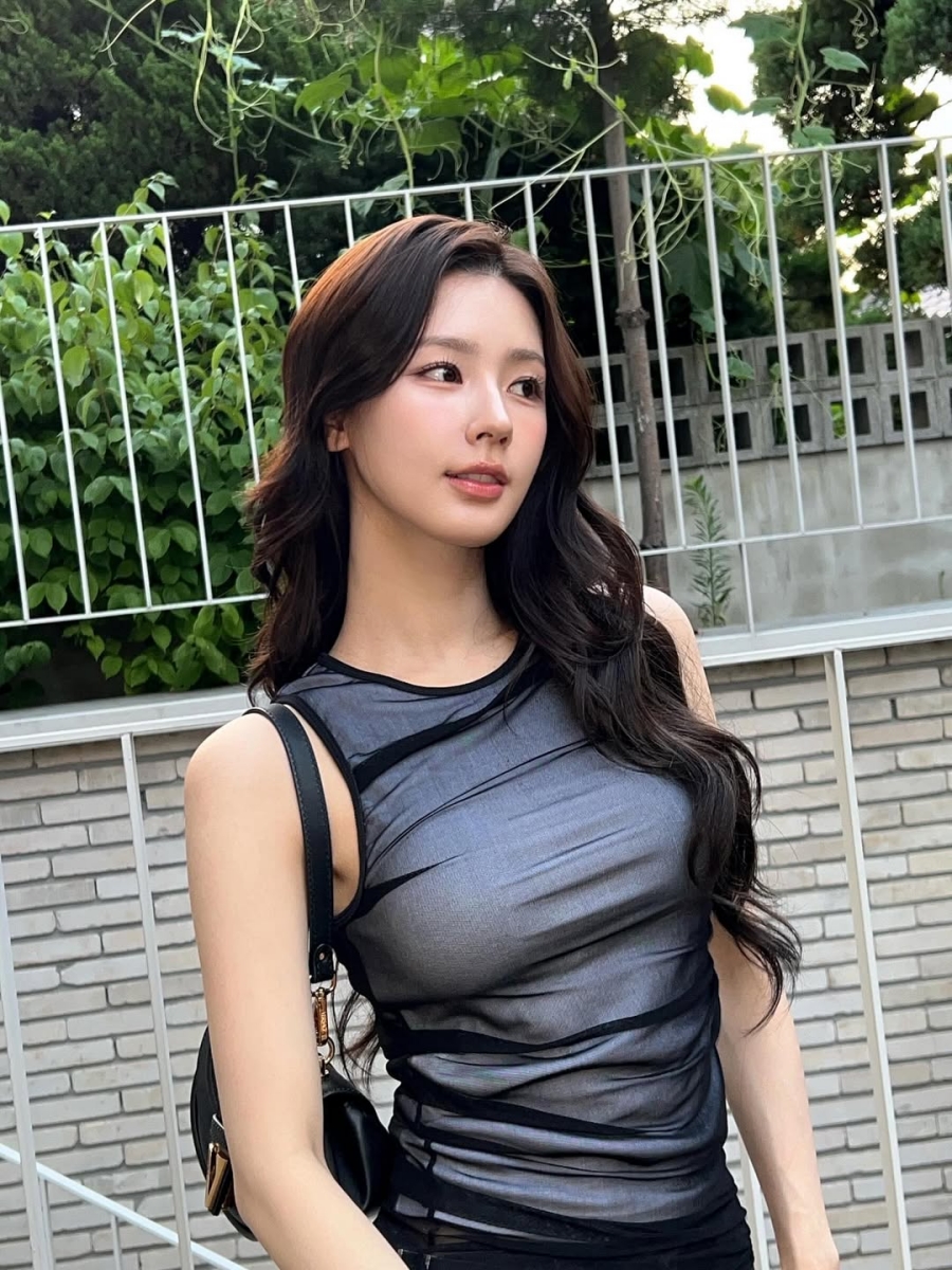 ̿, ߱塤ϻ󡤹   е ݡƸٿ 'ڸ' ź''