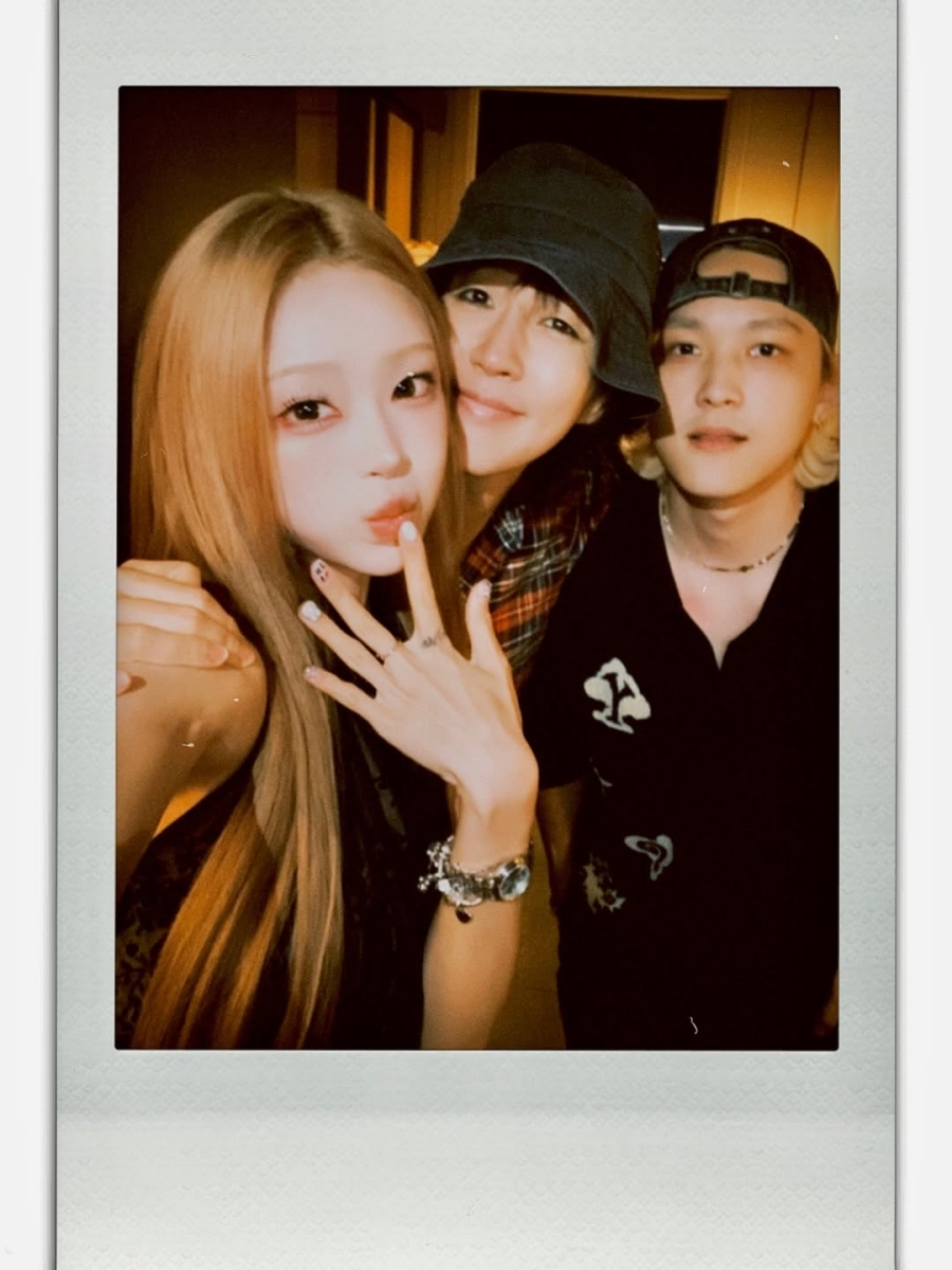 'ͺ  ڳ' ȯ, ? ȫ濡  λ״ " ð"