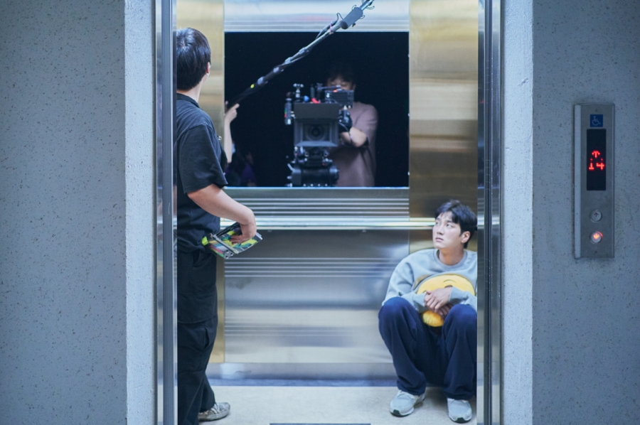 XȺ, ٸ ⡦'Ǹ ̻Դ' ε ƿ 