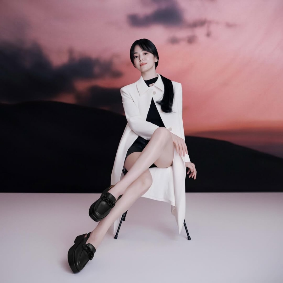 ,  ȭ? ׸ ¿ ȯ "Ųٷ   ð"